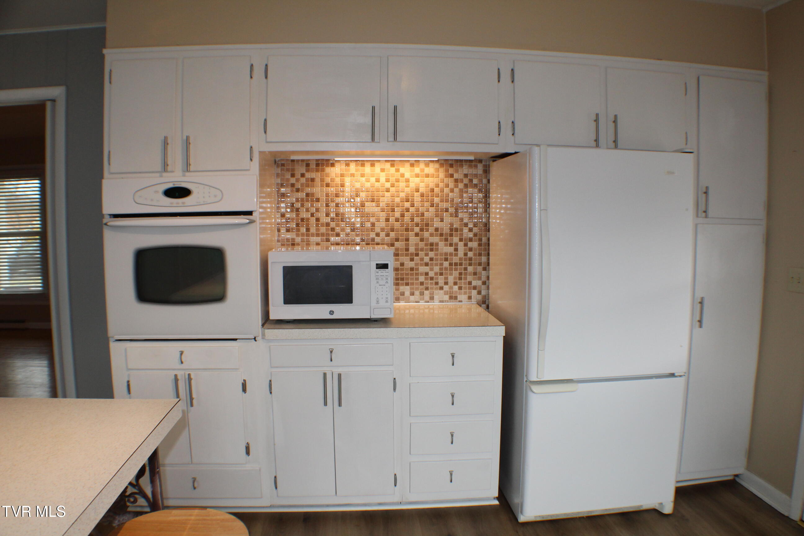 2001 Lynnwood Road, Unit 3 Kingsport, TN 37660 - Photo 18 of 48 IMG_9535