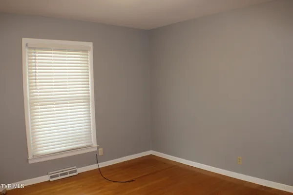 $2,200 | 2001 Lynnwood Road, Unit 3, Kingsport, TN 37660