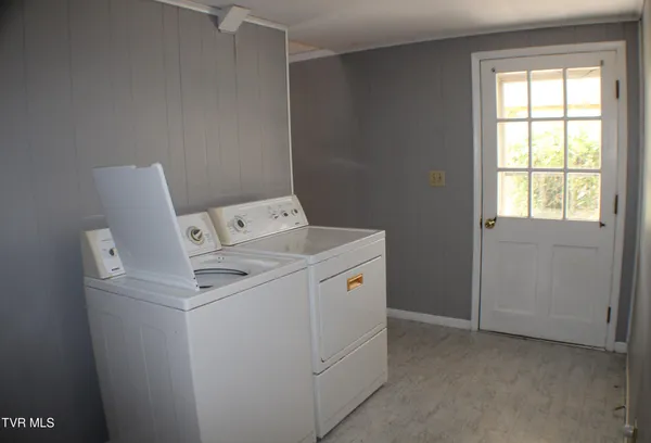 $2,200 | 2001 Lynnwood Road, Unit 3, Kingsport, TN 37660