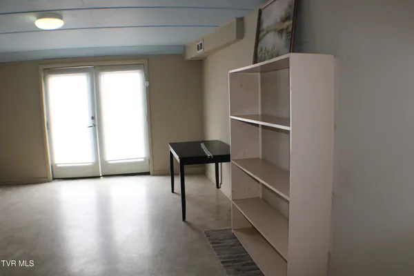 $2,200 | 2001 Lynnwood Road, Unit 3, Kingsport, TN 37660