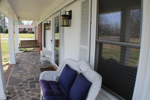 $2,200 | 2001 Lynnwood Road, Unit 3, Kingsport, TN 37660