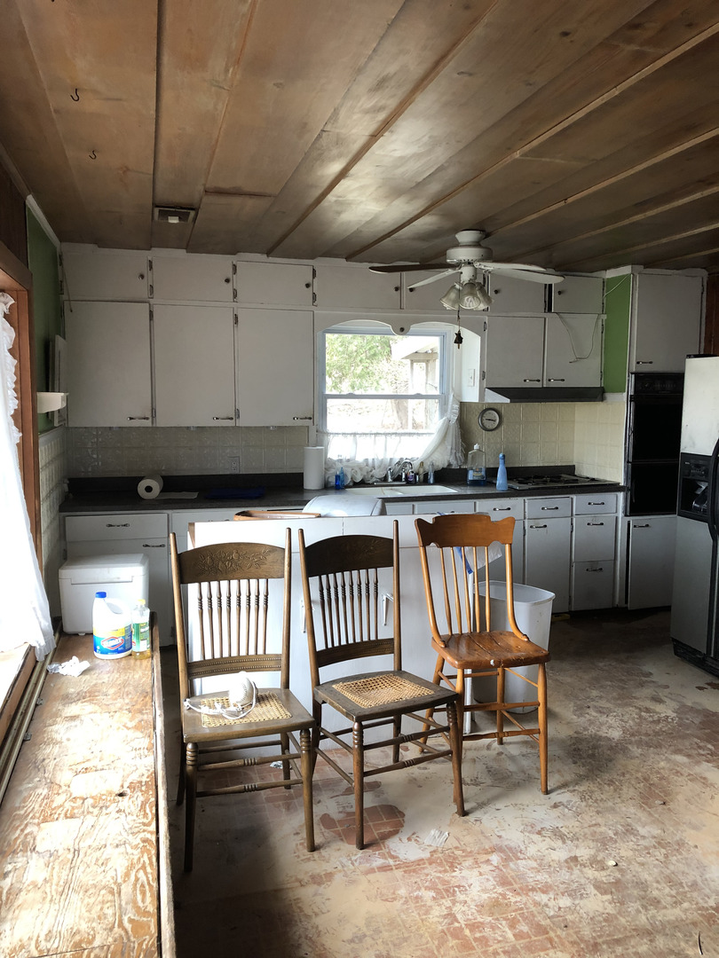 386 North 2629th Road Oglesby, IL 61348 - Photo 5 of 12 Gallery Image 5