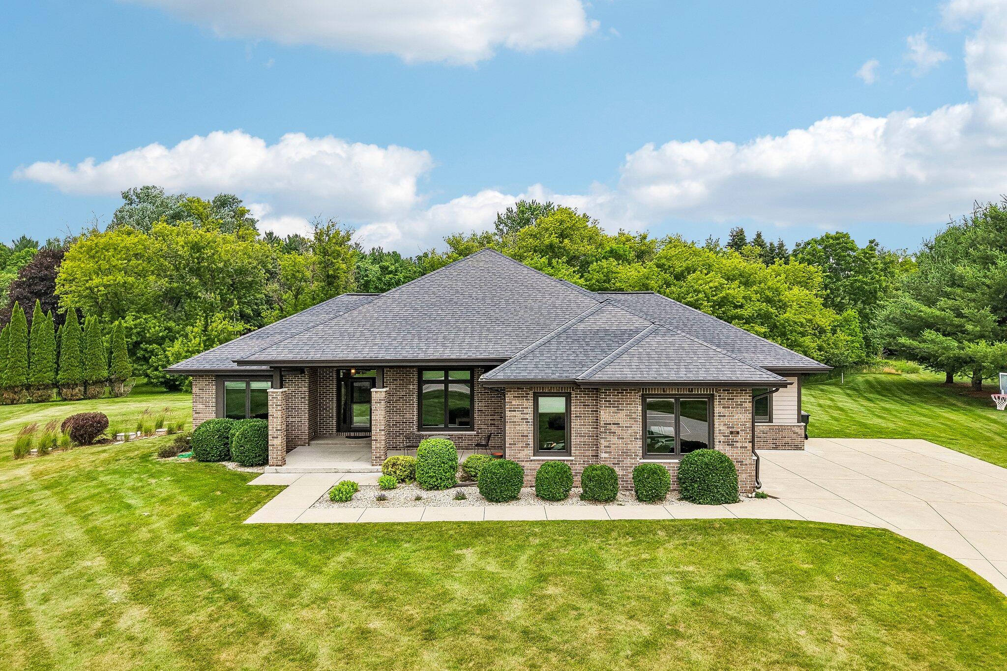 318 Cypress Point North Prairie, WI 53153 - Photo 60 of 78 70-web-or-mls-Cypress Point-S0107-070
