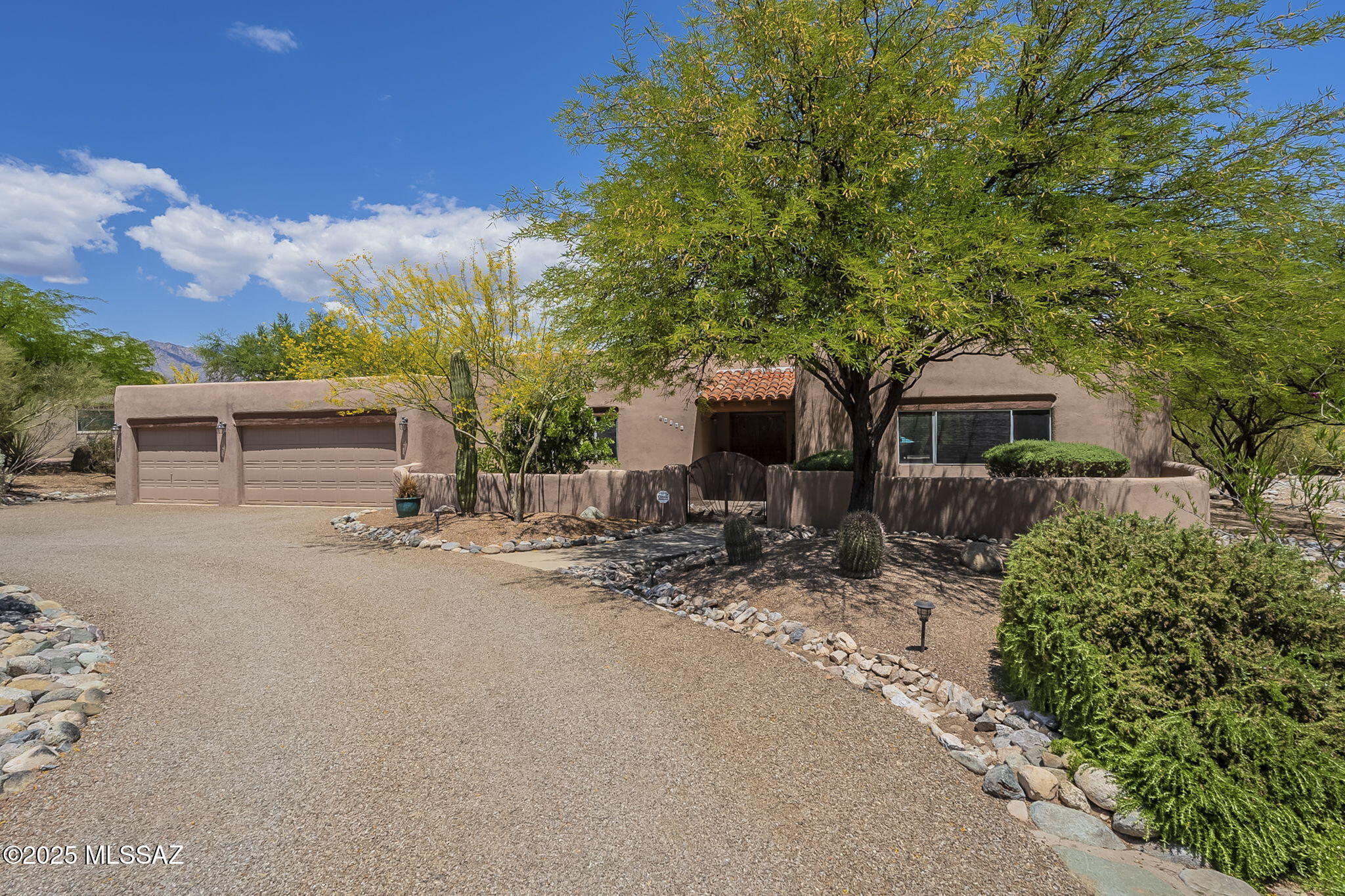 9791 East Kleindale Road Tucson, AZ 85749 - Photo 2 of 47 Gallery Image 2