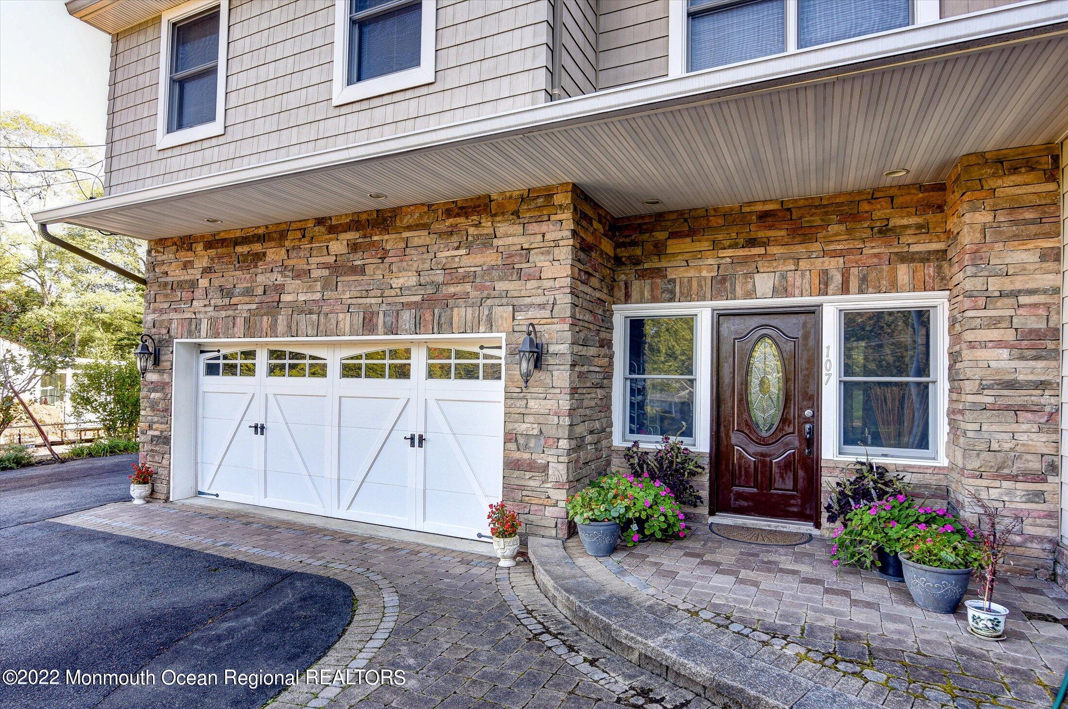 107 Tennent Road Morganville, NJ 07751 - Photo 6 of 41 photo5