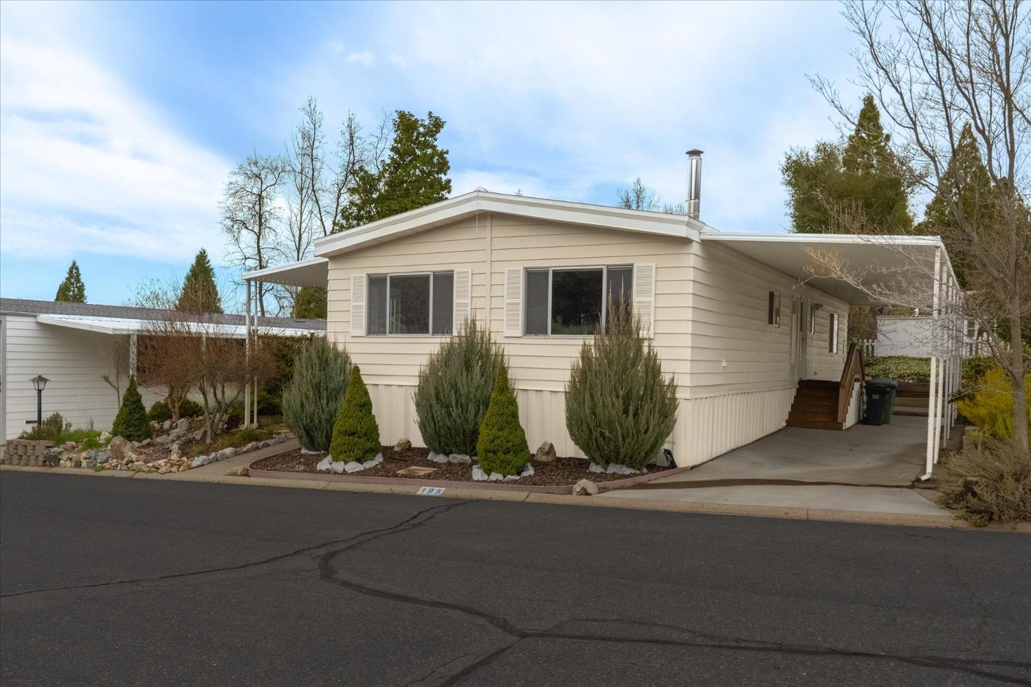 195 Dutch Kate, Unit 195 Murphys, CA 95247 - Photo 2 of 28