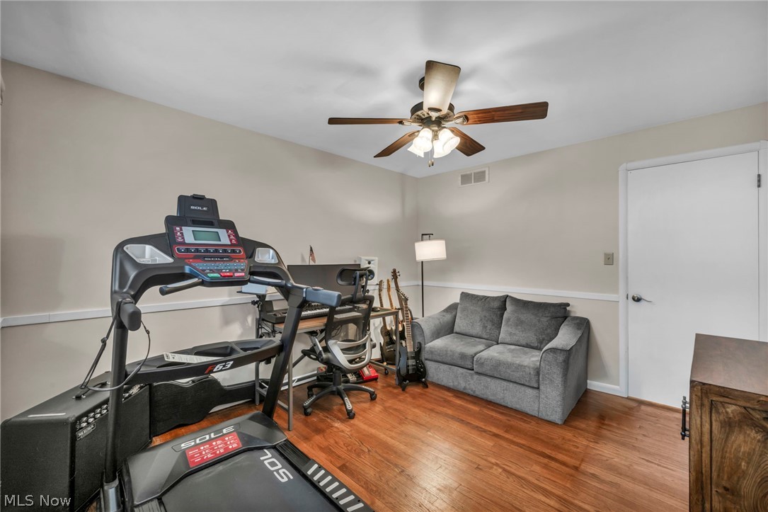 7590 Hoertz Road Cleveland, OH 44134 - Photo 27 of 40 Gallery Image 27