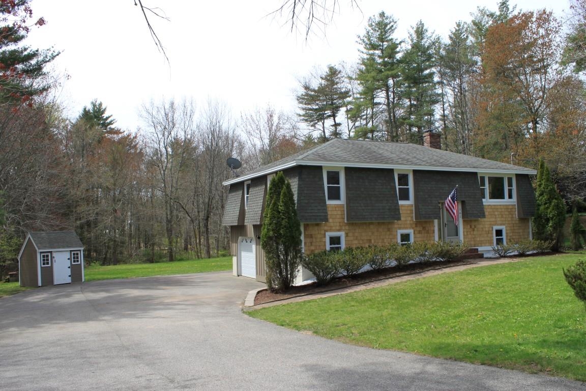 161 Rollingwood Road Eliot, ME 03903 - Photo 2 of 18 Gallery Image 2