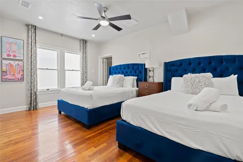 $995,000 | 2106 Kenwood Avenue, Austin, TX 78704