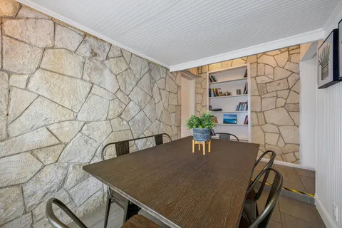 $995,000 | 2106 Kenwood Avenue, Austin, TX 78704