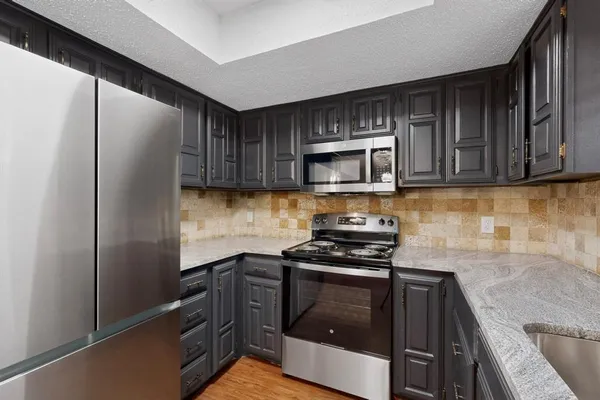 $2,245 | 3725 Northridge Drive, Irving, TX 75038