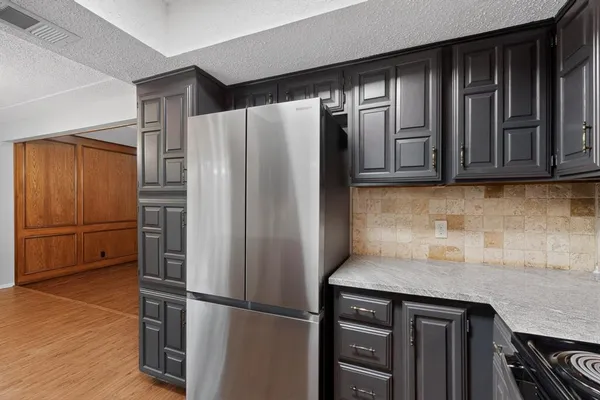 $2,245 | 3725 Northridge Drive, Irving, TX 75038