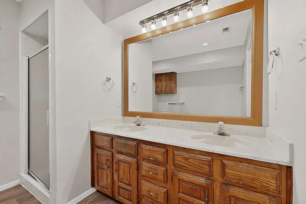 $2,245 | 3725 Northridge Drive, Irving, TX 75038