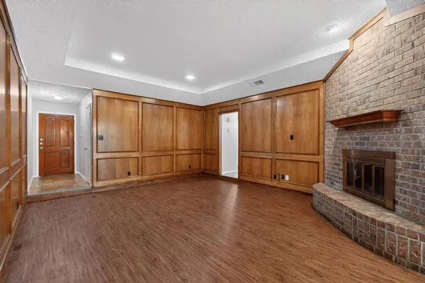 $2,245 | 3725 Northridge Drive, Irving, TX 75038