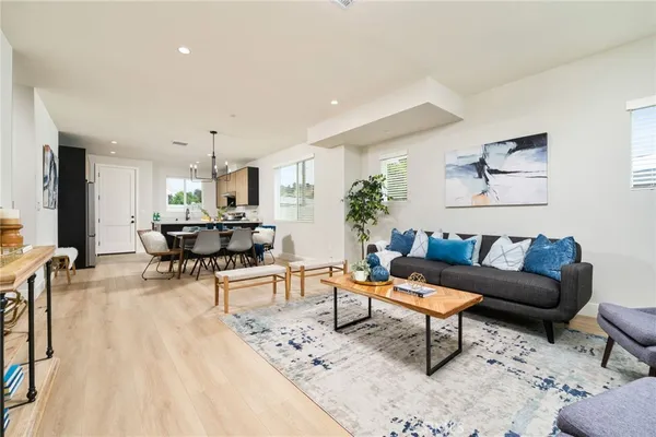 $4,450 | 798 North Amelia Avenue, Unit B, San Dimas, CA 91773