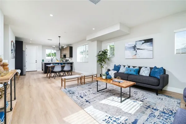 $4,450 | 798 North Amelia Avenue, Unit B, San Dimas, CA 91773