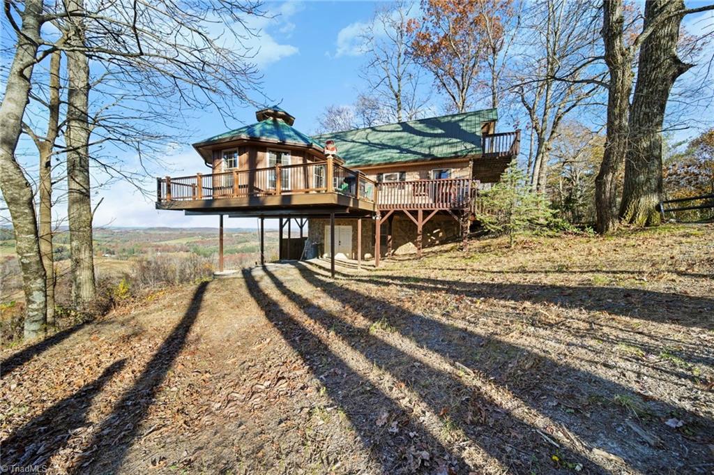 1902 Brown Road Sparta, NC 28675 - Photo 11 of 32