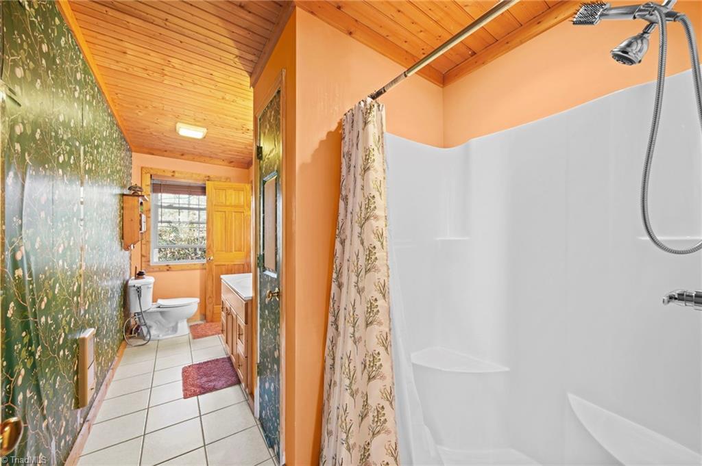 1902 Brown Road Sparta, NC 28675 - Photo 23 of 32
