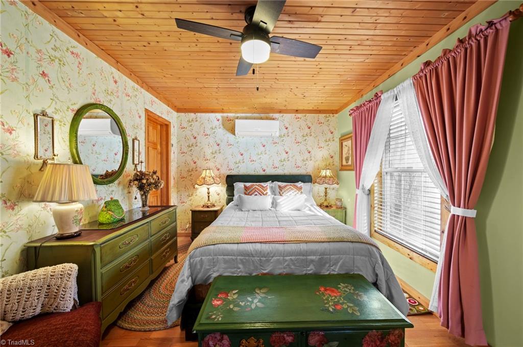 1902 Brown Road Sparta, NC 28675 - Photo 24 of 32