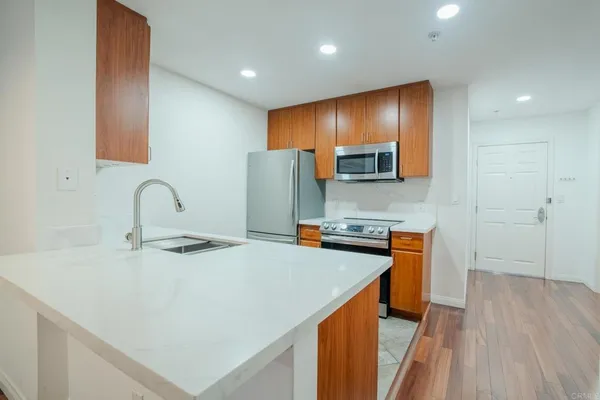 $449,000 | 1435 India Street, Unit 519, San Diego, CA 92101