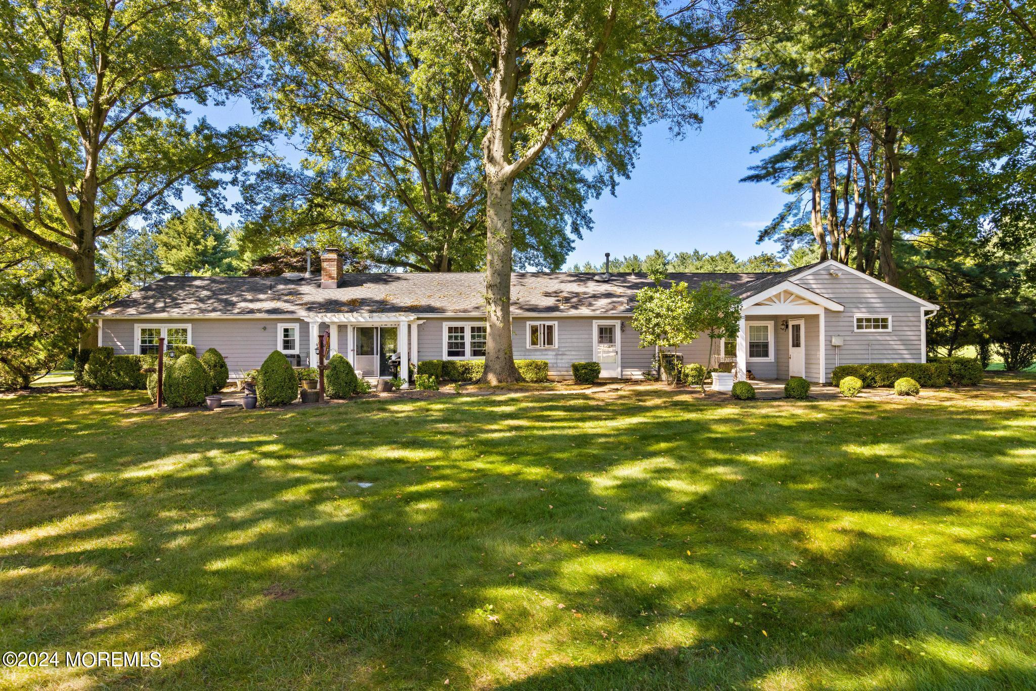 75 Willow Brook Road Colts Neck, NJ 07722 - Photo 17 of 30 75 Willowbrook - Residences