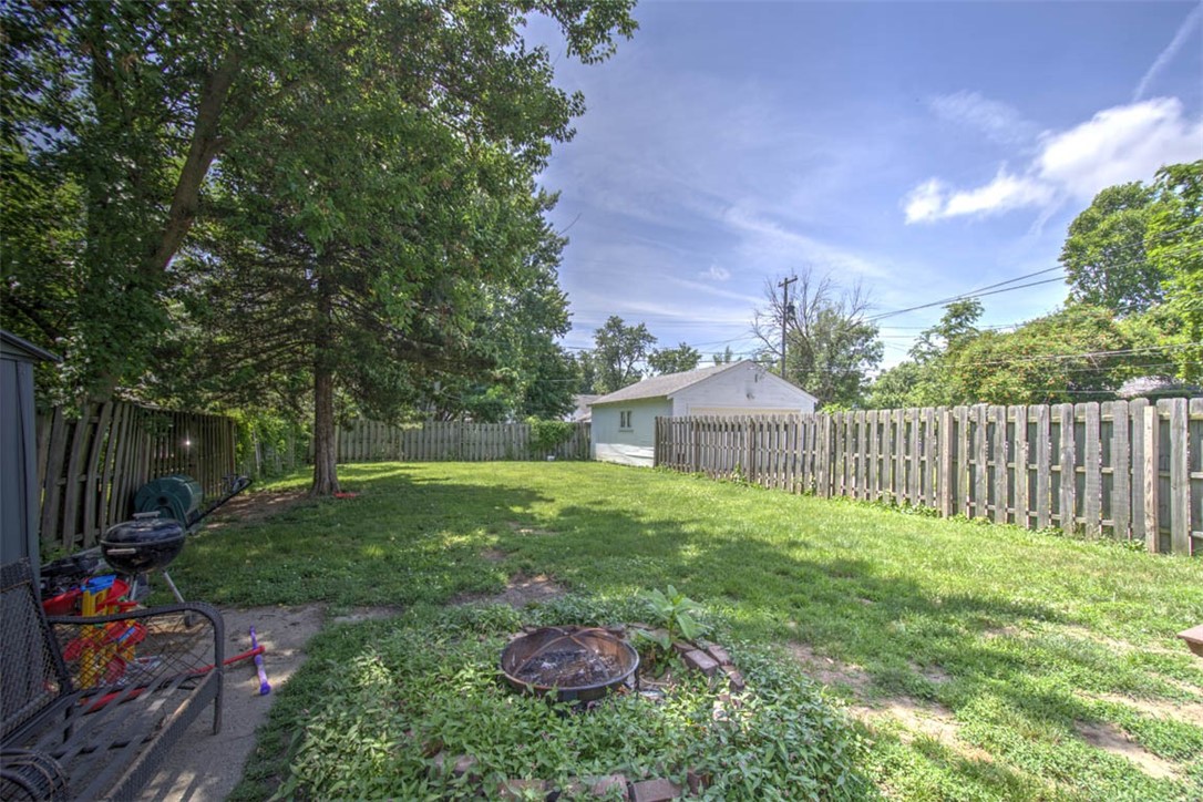 739 West Cushing Street Decatur, IL 62526 - Photo 27 of 28 a view of a porch with a yard