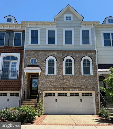 $799,900 | 508 Hollingsworth Terrace, Herndon, VA 20170