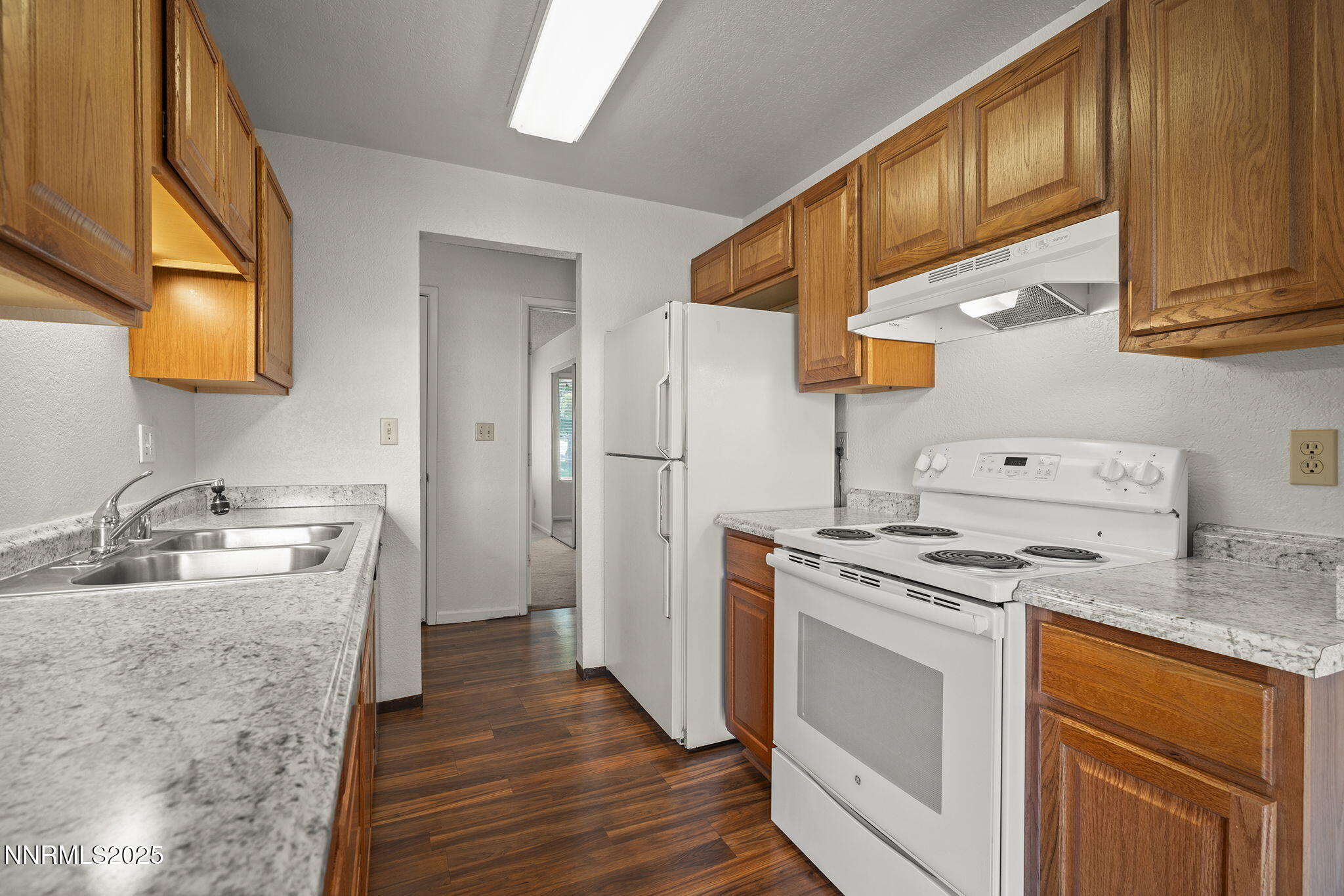 3948 Clear Acre Lane, Unit 262 Reno, NV 89512 - Photo 9 of 22 11-web-or-mls-_DSC0936