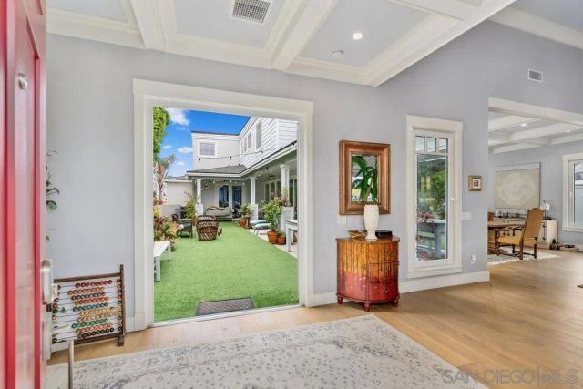 a view of a livingroom with furniture and a livingroom