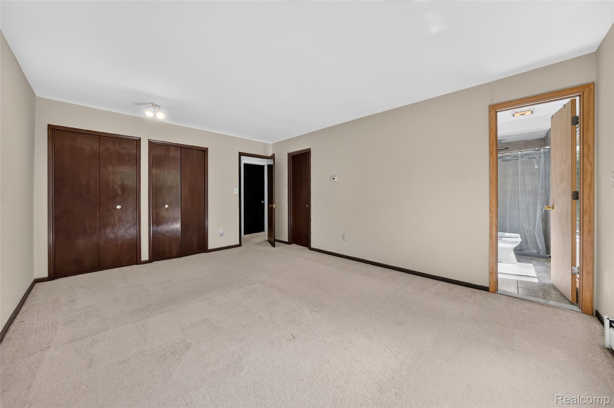 4565 Brookside Road Fenton, MI 48430 - Photo 30 of 50 4565 Brookside Rd Fenton HDR-132.jpg