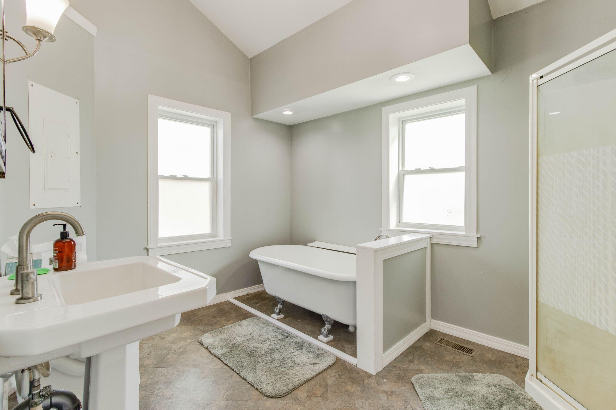 8228 Elida Road Lima, OH 45807 - Photo 19 of 32