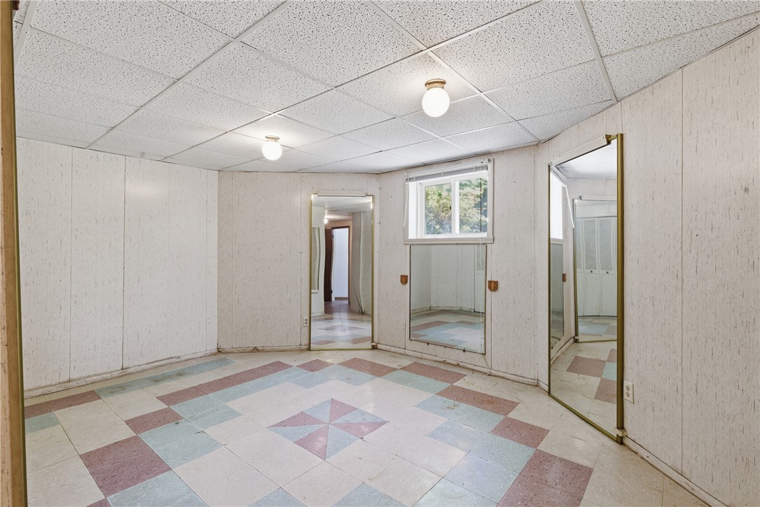 32 Briarwood Road Lincoln, RI 02865 - Photo 31 of 44