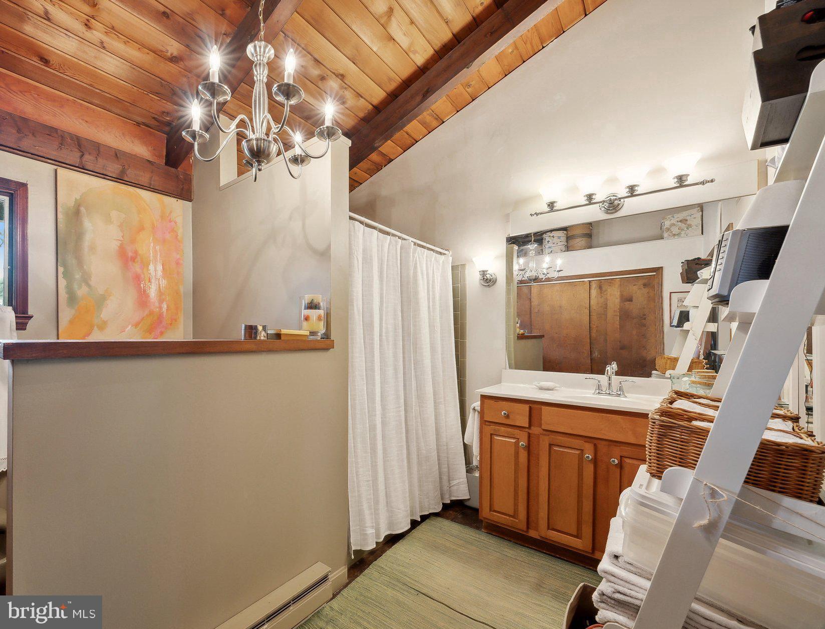 39773 Thomas Mill Road Leesburg, VA 20175 - Photo 13 of 27 primary en-suite