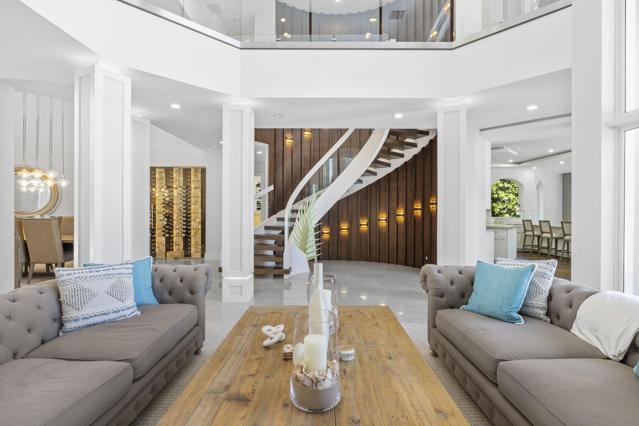 5 Beachway North Ocean Ridge, FL 33435 - Photo 7 of 60 Living Room