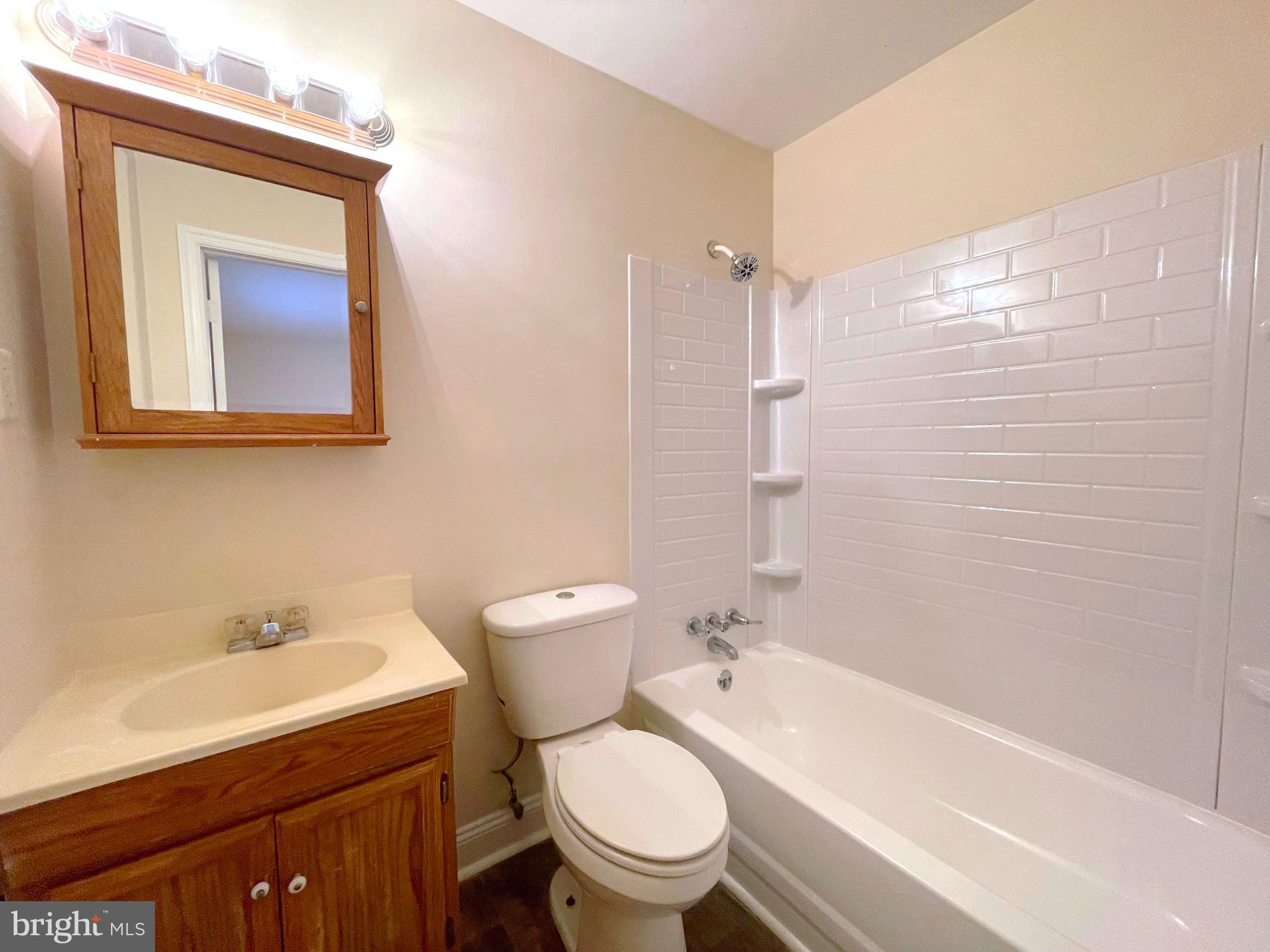 3894 Old Washington Road Waldorf, MD 20602 - Photo 21 of 26 Primary Bath