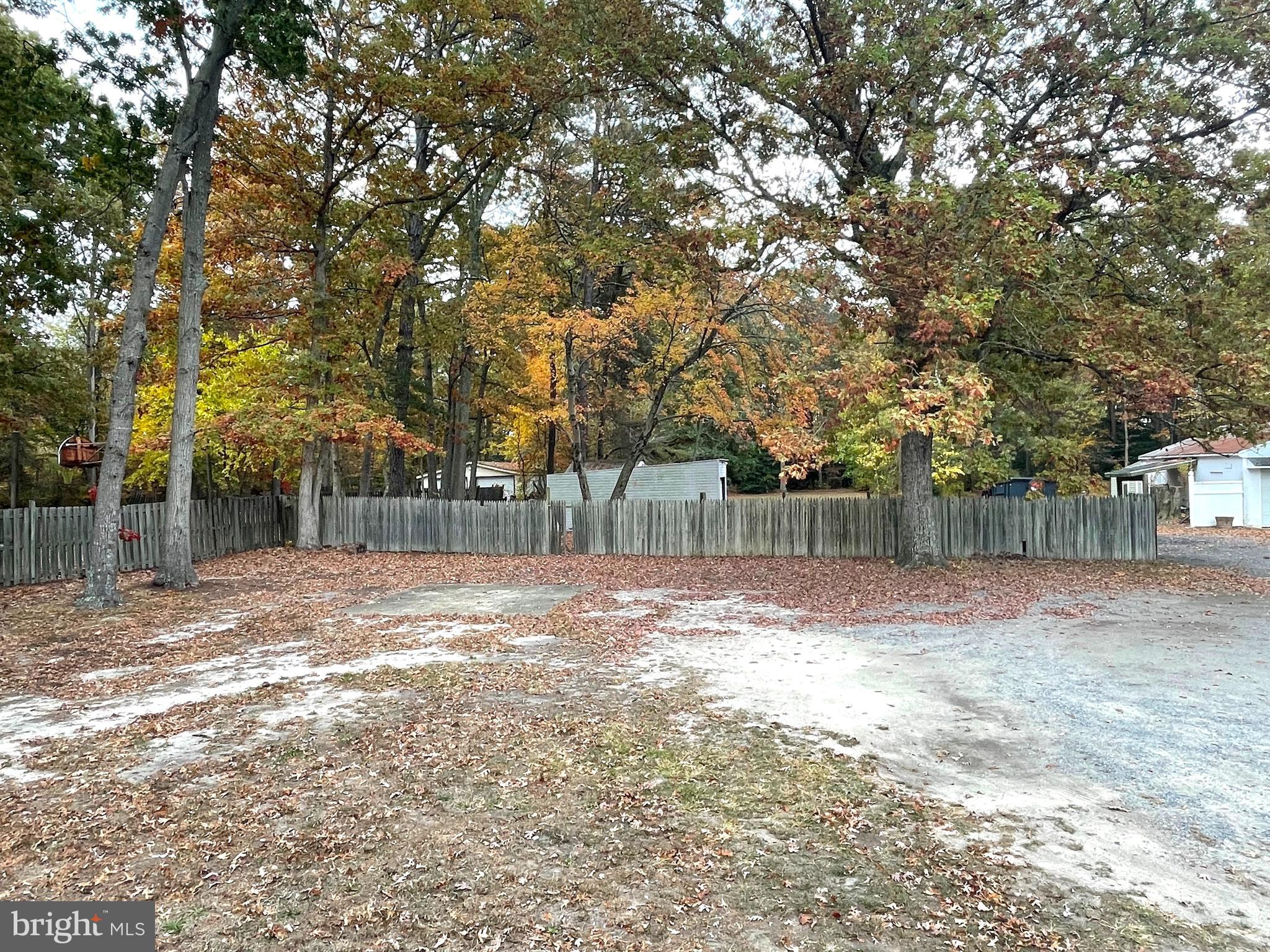 3894 Old Washington Road Waldorf, MD 20602 - Photo 26 of 26 Rear yard