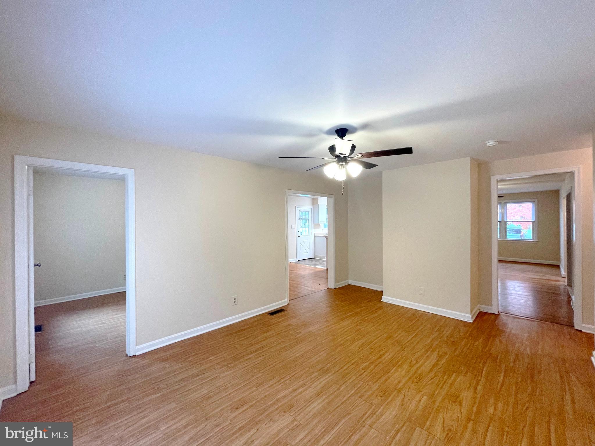 3894 Old Washington Road Waldorf, MD 20602 - Photo 5 of 26 Family Room
