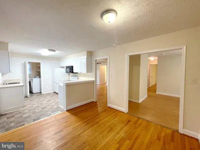 $2,495 | 3894 Old Washington Road, Waldorf, MD 20602