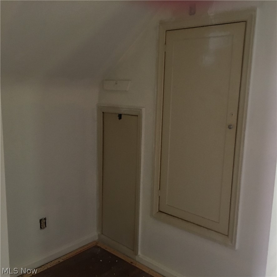 24835 Chardon Road Cleveland, OH 44143 - Photo 11 of 15 Gallery Image 11