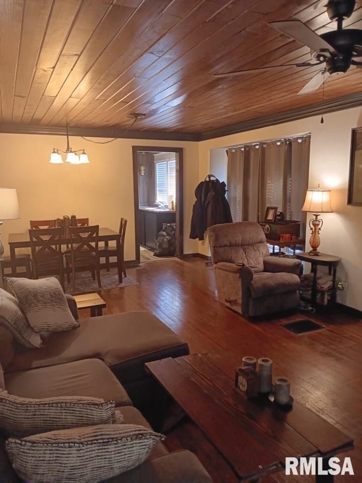 211 Forest Street Anna, IL 62906 - Photo 4 of 17 Gallery Image 4