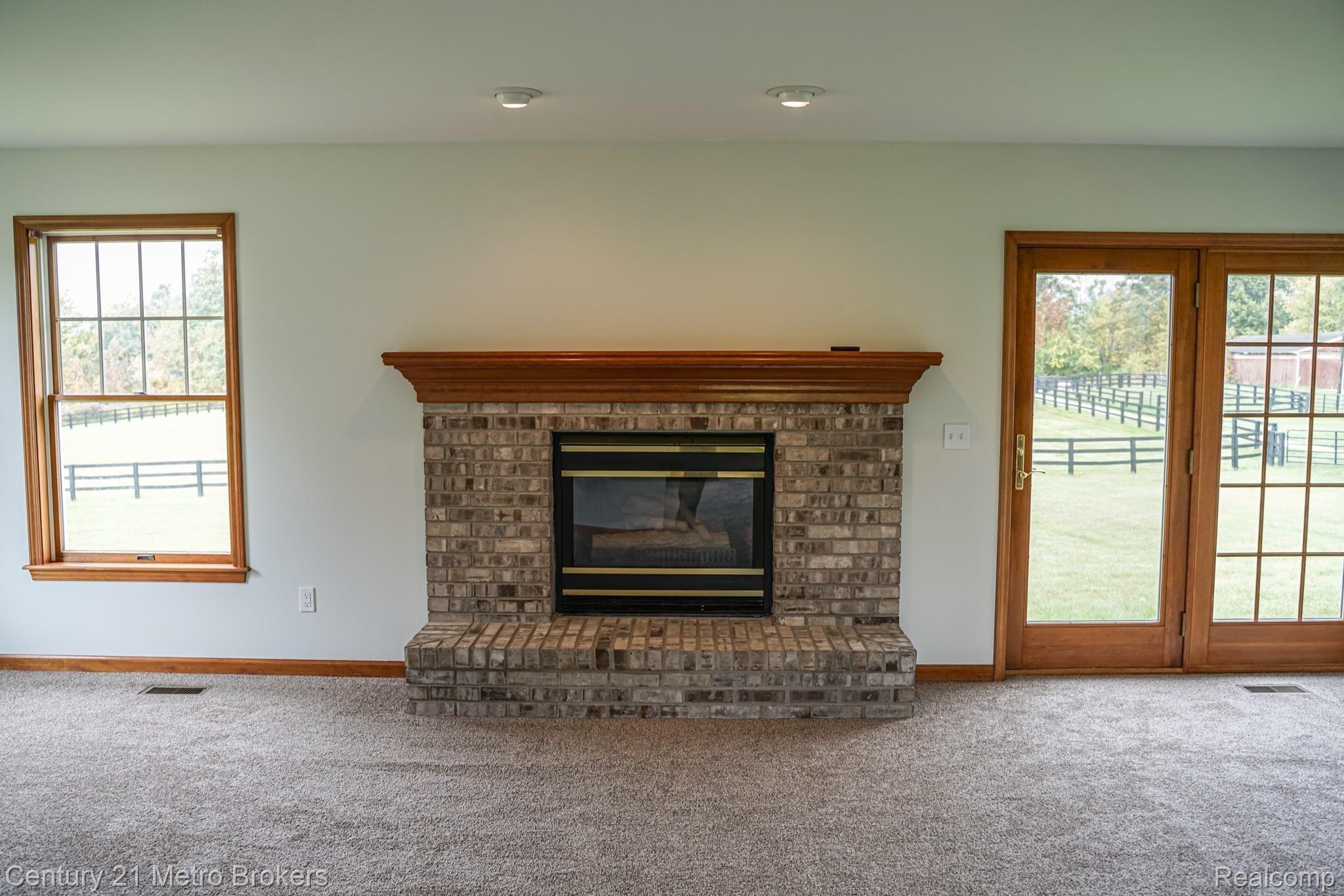 3848 Davison Road Lapeer, MI 48446 - Photo 16 of 39 DSC09806.jpg