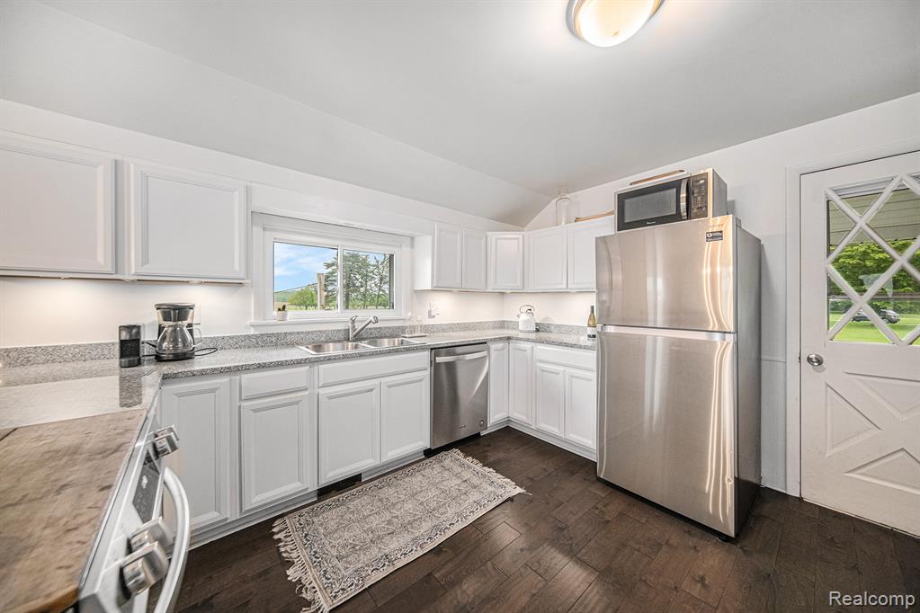 4340 Austin Road Saline, MI 48176 - Photo 6 of 21