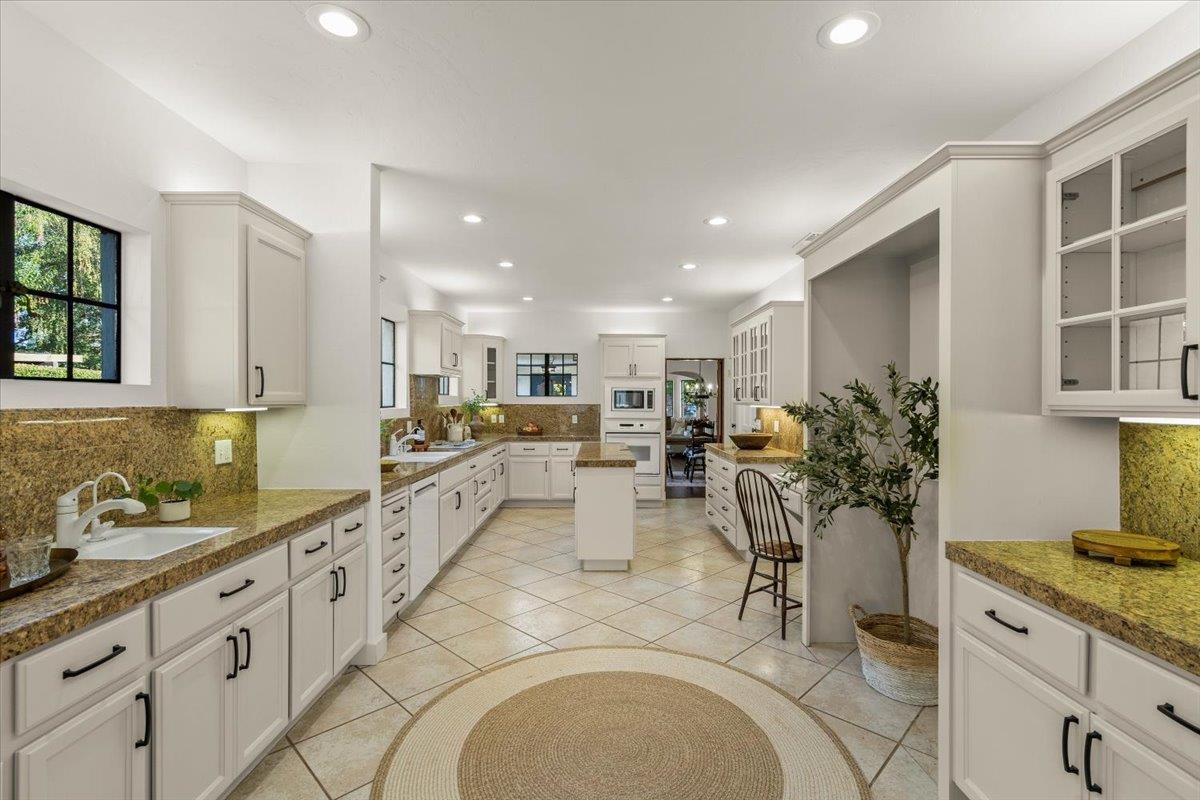 731 5th Street Gilroy, CA 95020 - Photo 12 of 31 a kitchen with lots of counter top space