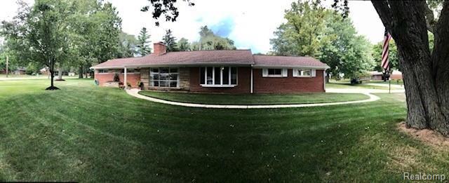 28229 Bayberry Road Farmington Hills, MI 48331 - Photo 3 of 45