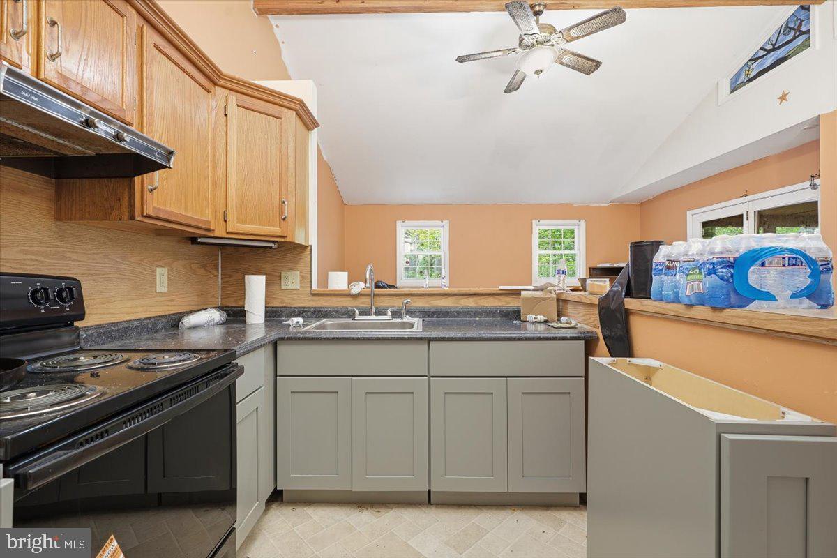 2342 Eagle Path Bushkill, PA 18324 - Photo 14 of 49 Gallery Image 14