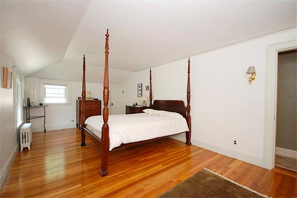25 Bow Road Newton, MA 02459 - Photo 12 of 16