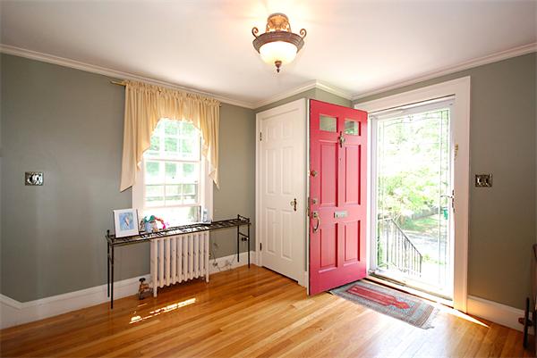 25 Bow Road Newton, MA 02459 - Photo 3 of 16