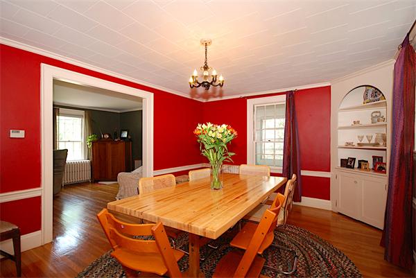 25 Bow Road Newton, MA 02459 - Photo 8 of 16