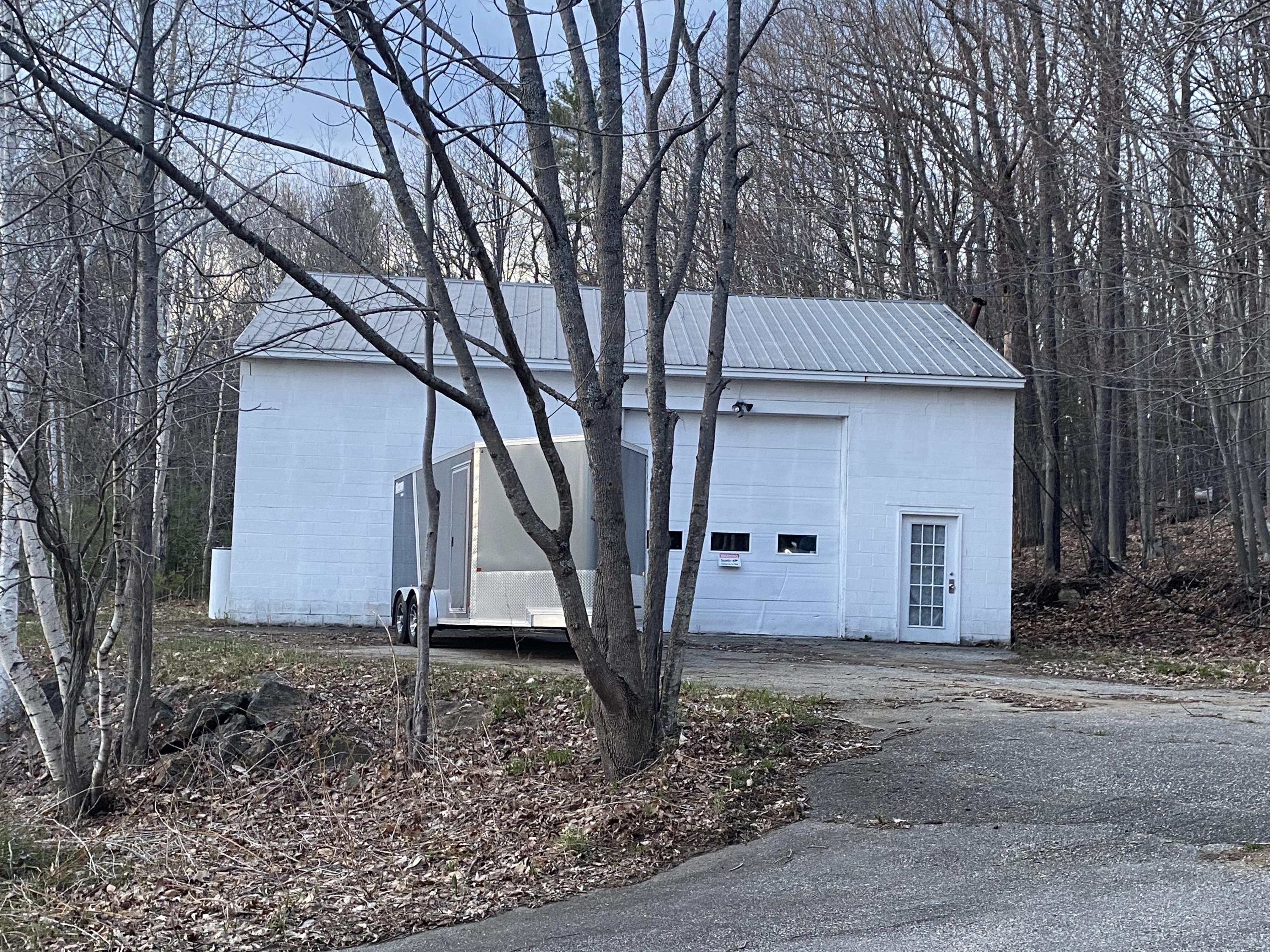 486 Pond Road Lewiston, ME 04240 - Photo 2 of 24 IMG-3104