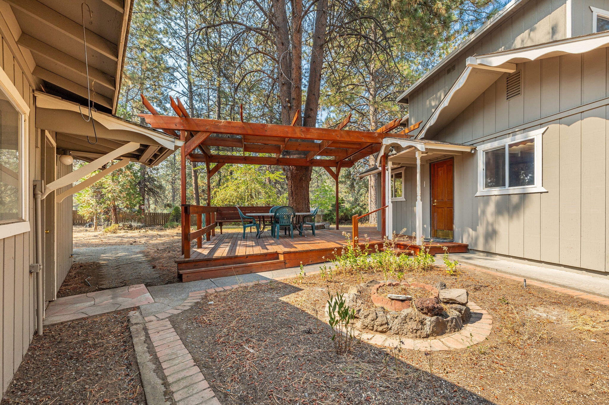 18995 Baker Road Bend, OR 97702 - Photo 9 of 63 8-web-or-mls-Riley Visuals-8